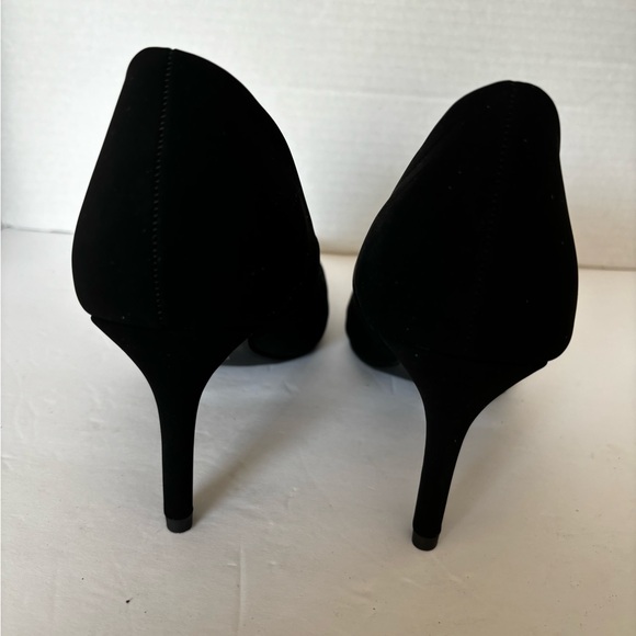 NWOT CITYCLASSIFIED BLACK WIDE 3” HEELS SZ 8 COMFY STYLISH AND FLATTERING. - Picture 5 of 7